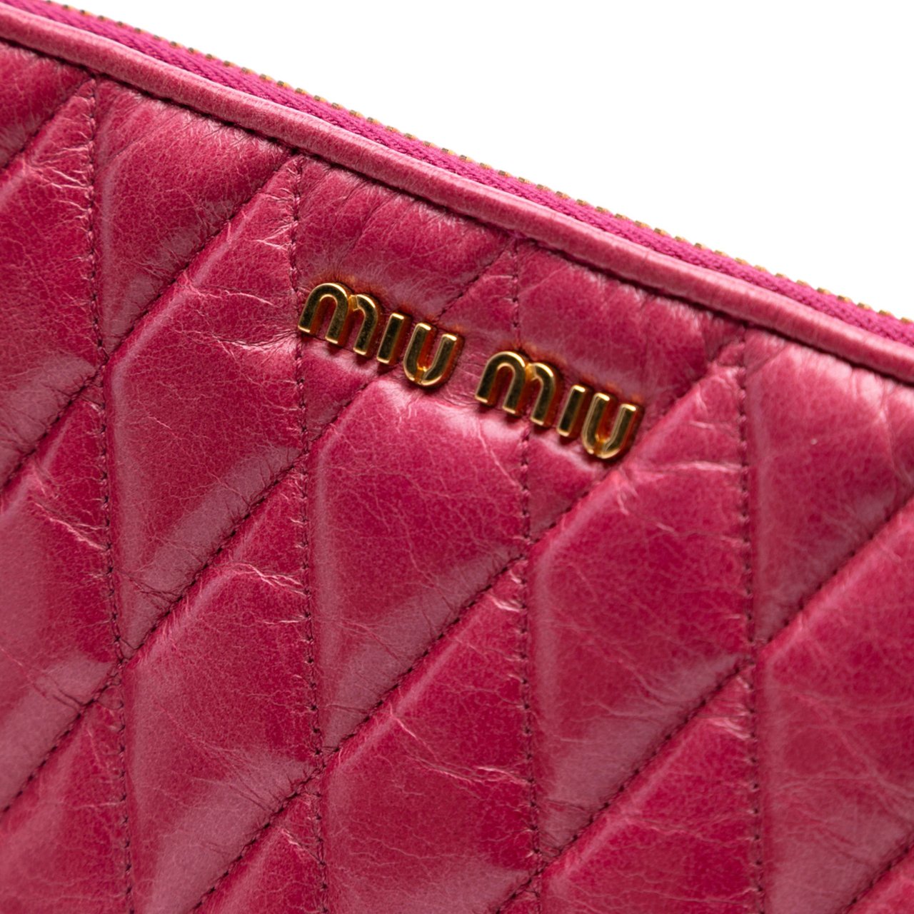 Miu Miu Matelasse Lambskin Leather Crossboy Roze