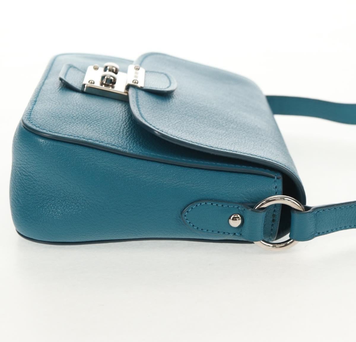 Miu Miu Miu Miu Flap Crossbody Bag Leather Small Blauw