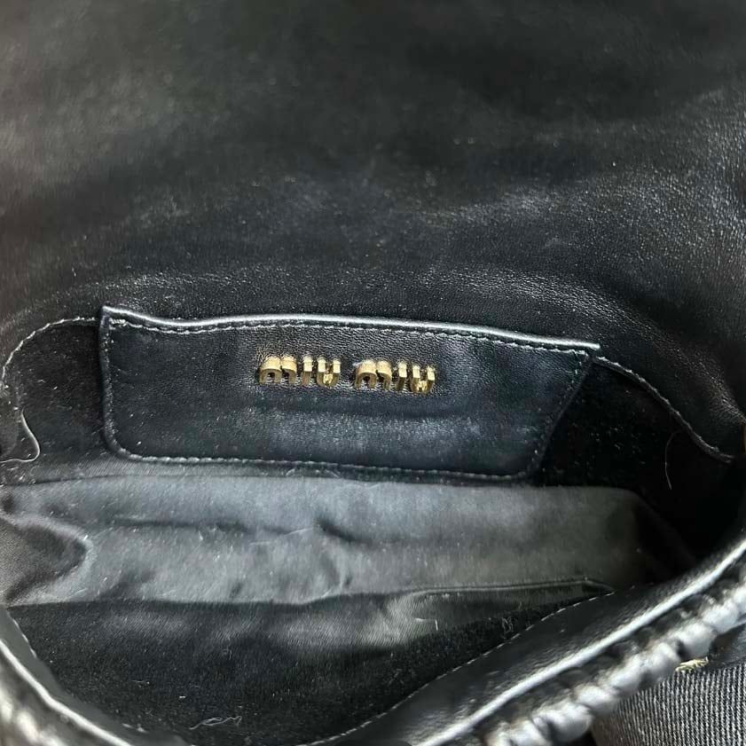 Miu Miu Nappa Matelassè Leather Zwart