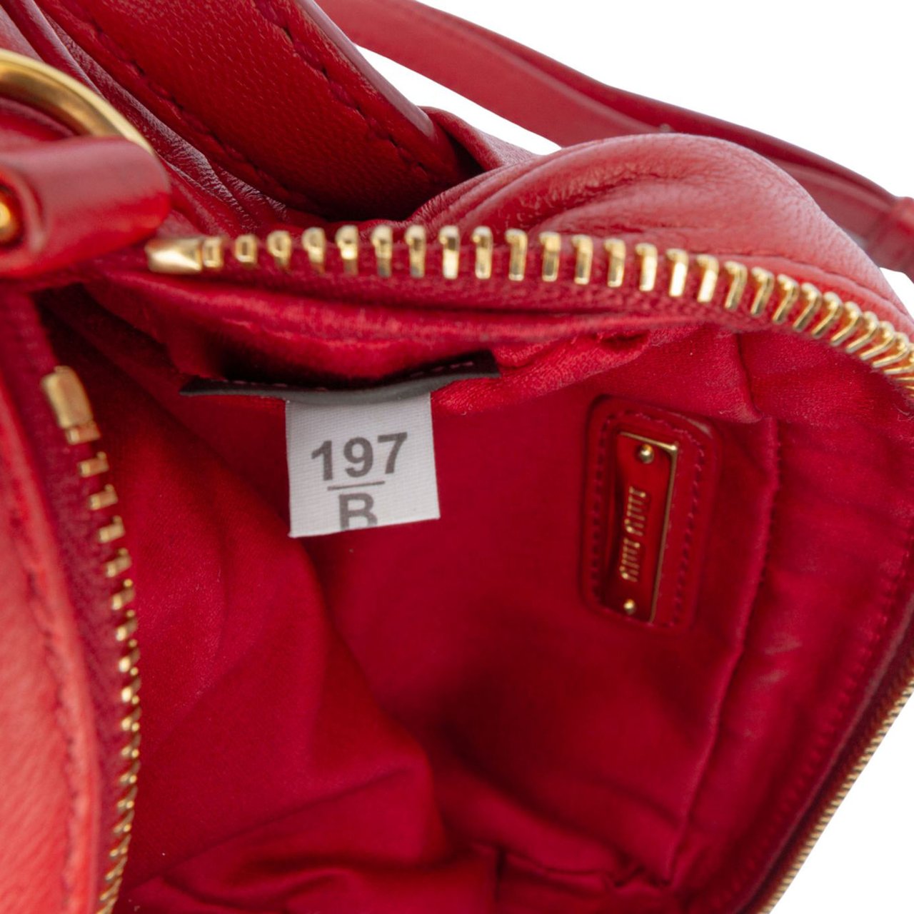 Miu Miu Matelasse Leather Belt Bag Rood