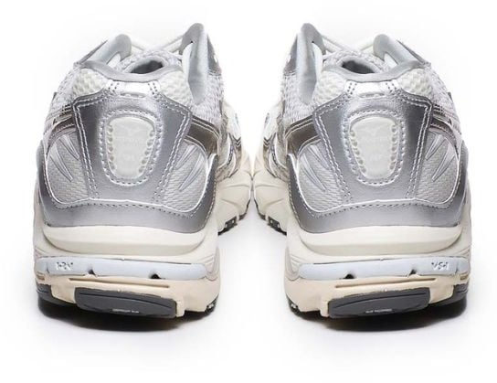 Mizuno Mizuno Wave Rider 10 Metallic Snow White Wit