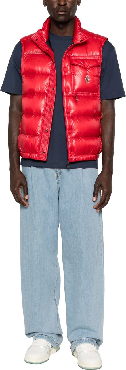Moncler Red Uychi Quilted Nylon Puffer Vest Rood