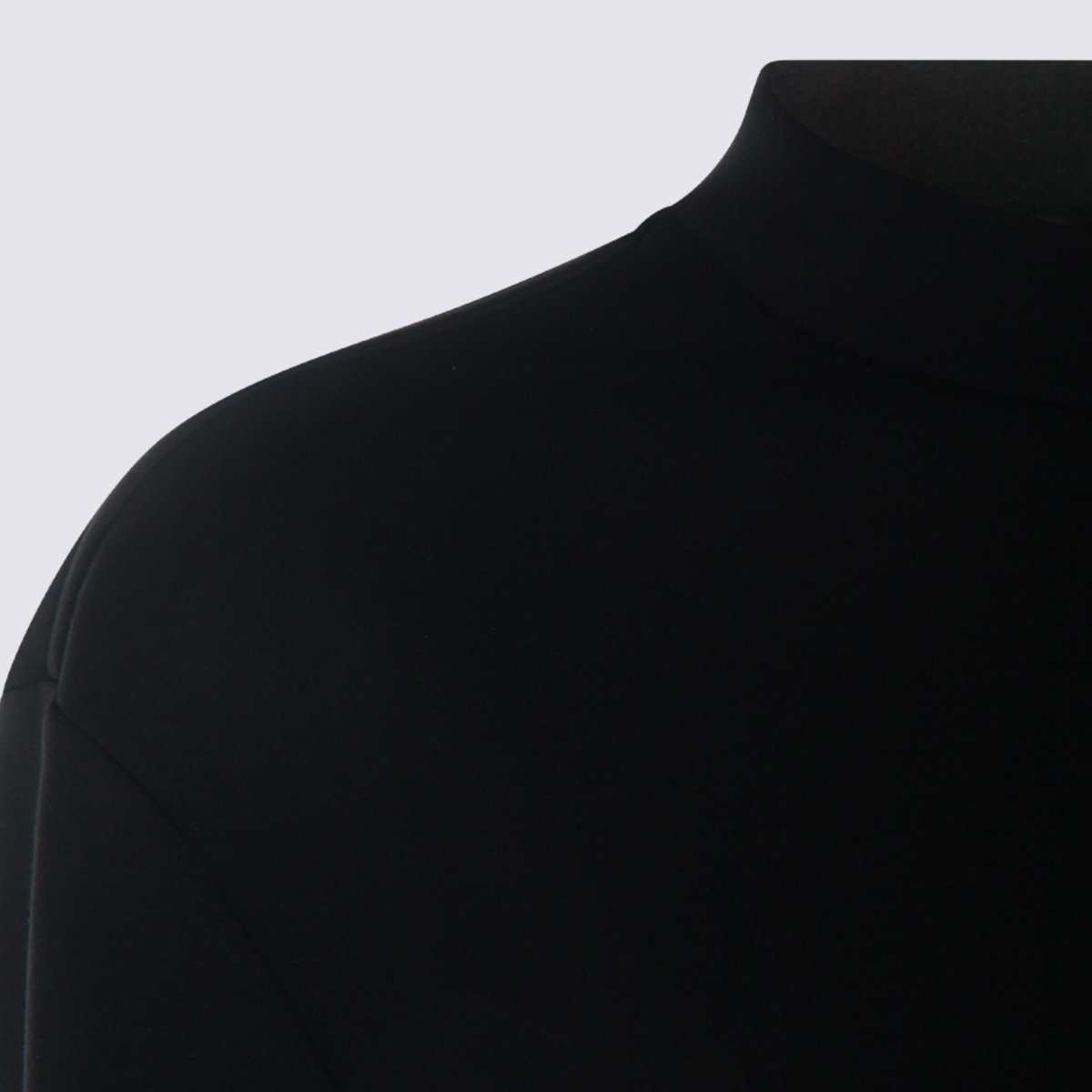 Moncler Minimalist High-Neck Sweater With Cropped Silhouette Zwart