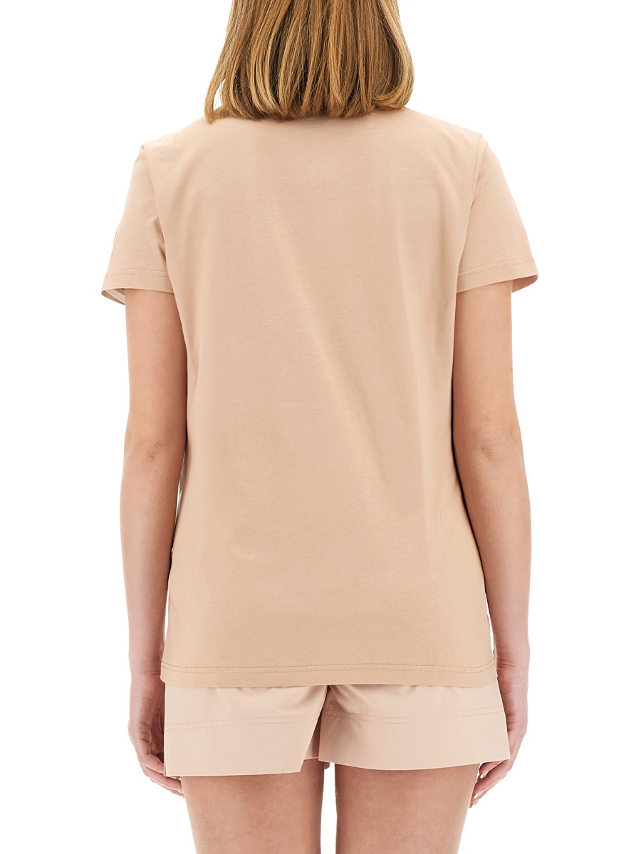 Moncler Logo Detail Regular Fit T-Shirt Neutraal