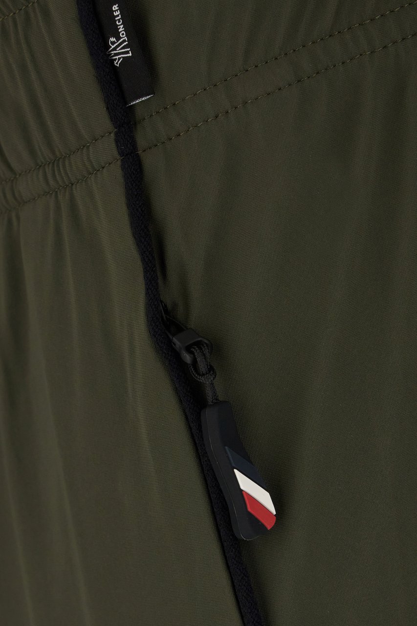 Moncler Moncler Grenoble Military green stretch nylon pants Groen