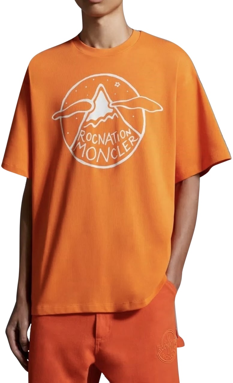 Moncler X Roc Nation Jay-z Logo Over Crop T-shirt Oranje