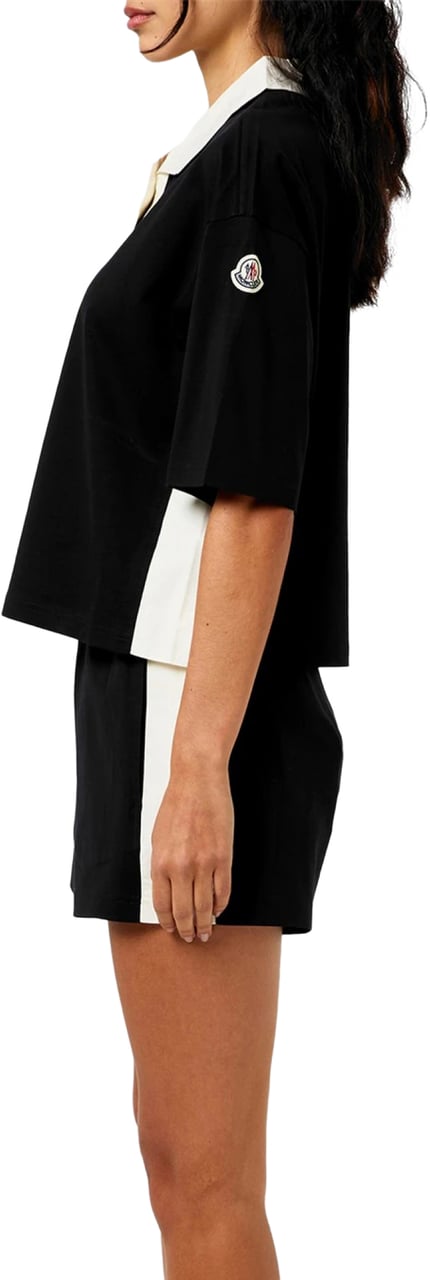 Moncler Logo Patch Cropped Polo Shirt Blauw