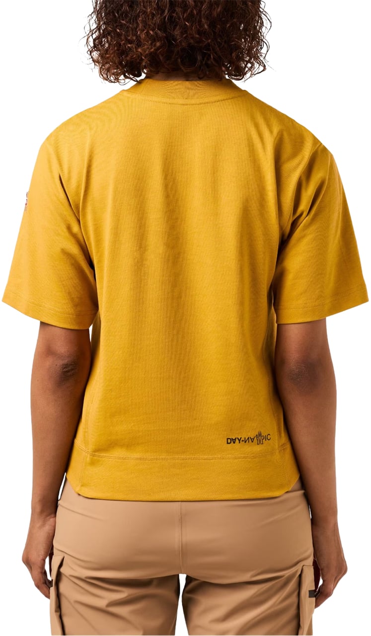 Moncler Grenoble Logo Embroidered T-shirt Geel