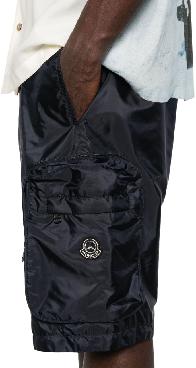 Moncler Shorts Blue Zwart