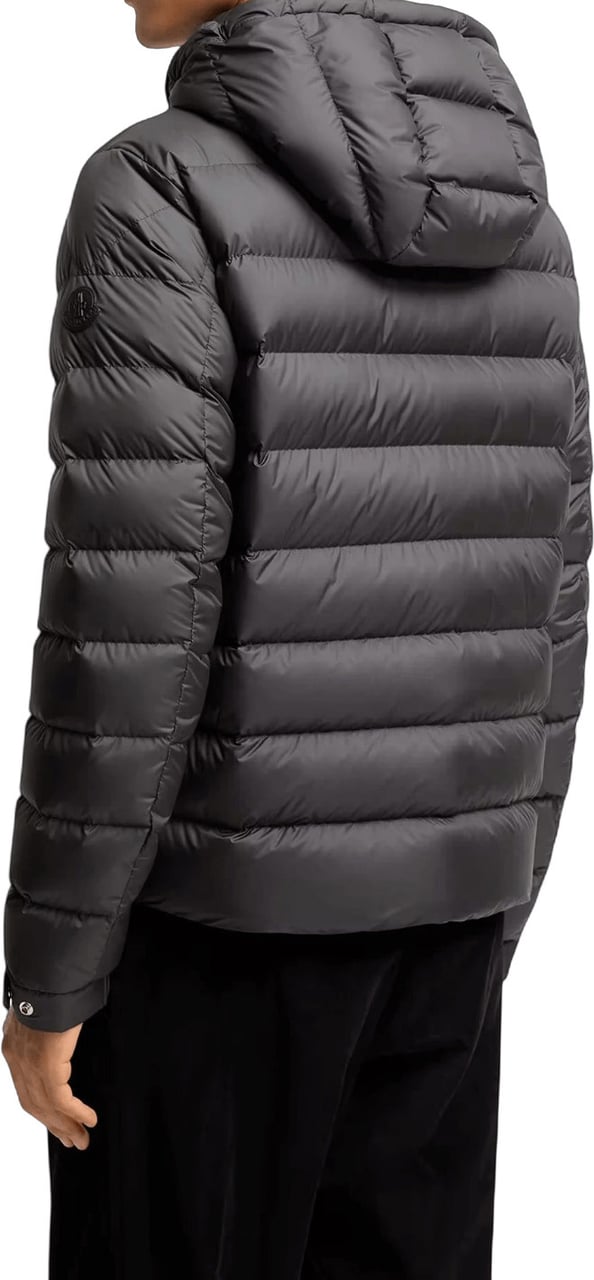 Moncler ARNEB JACKET Donkergrijs