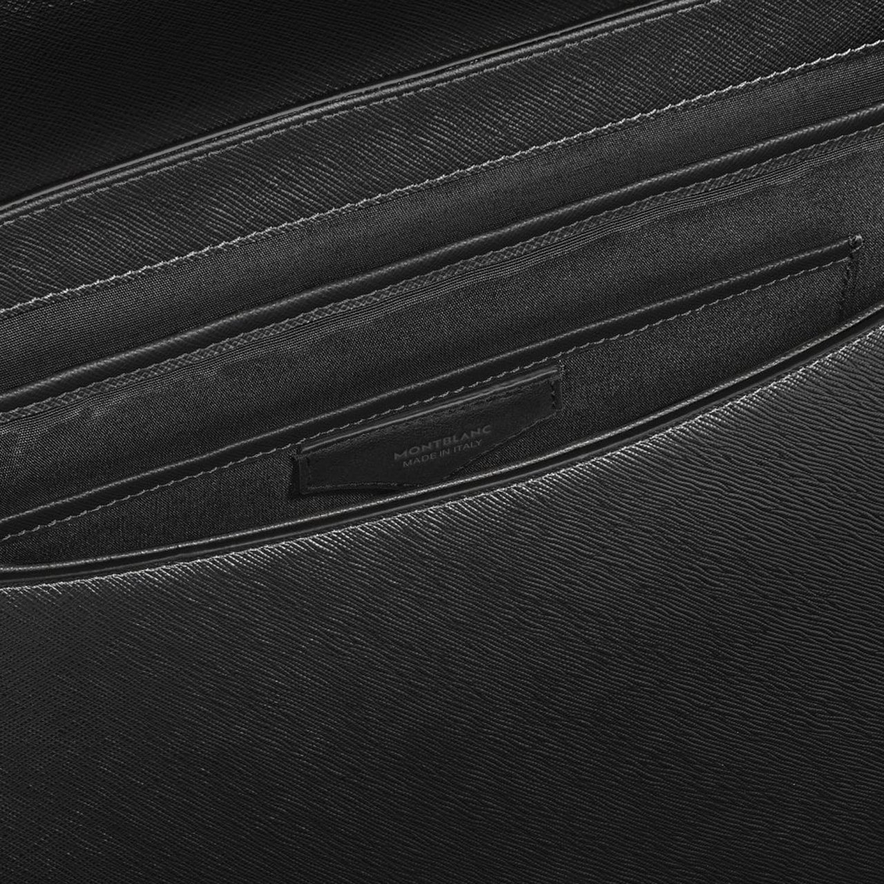 Montblanc Black Leather Flap Bag Zwart