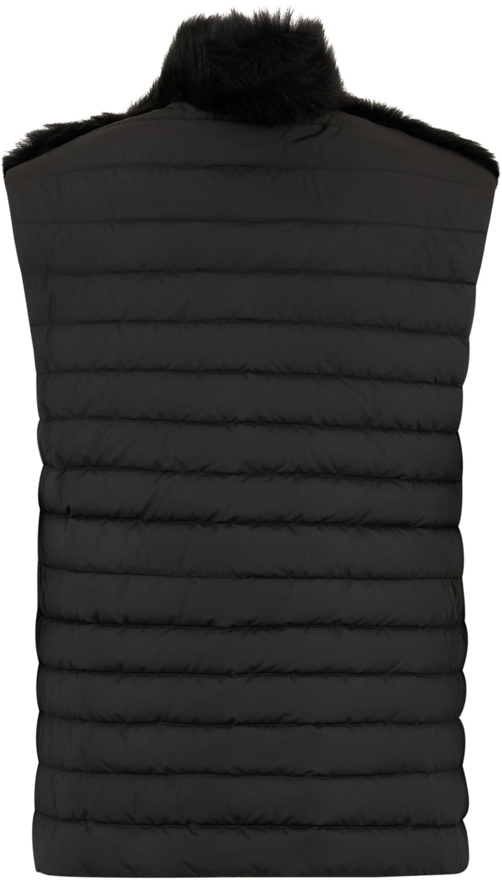 Moorer Black synthetic fur vest, elegant and versatile. Zwart