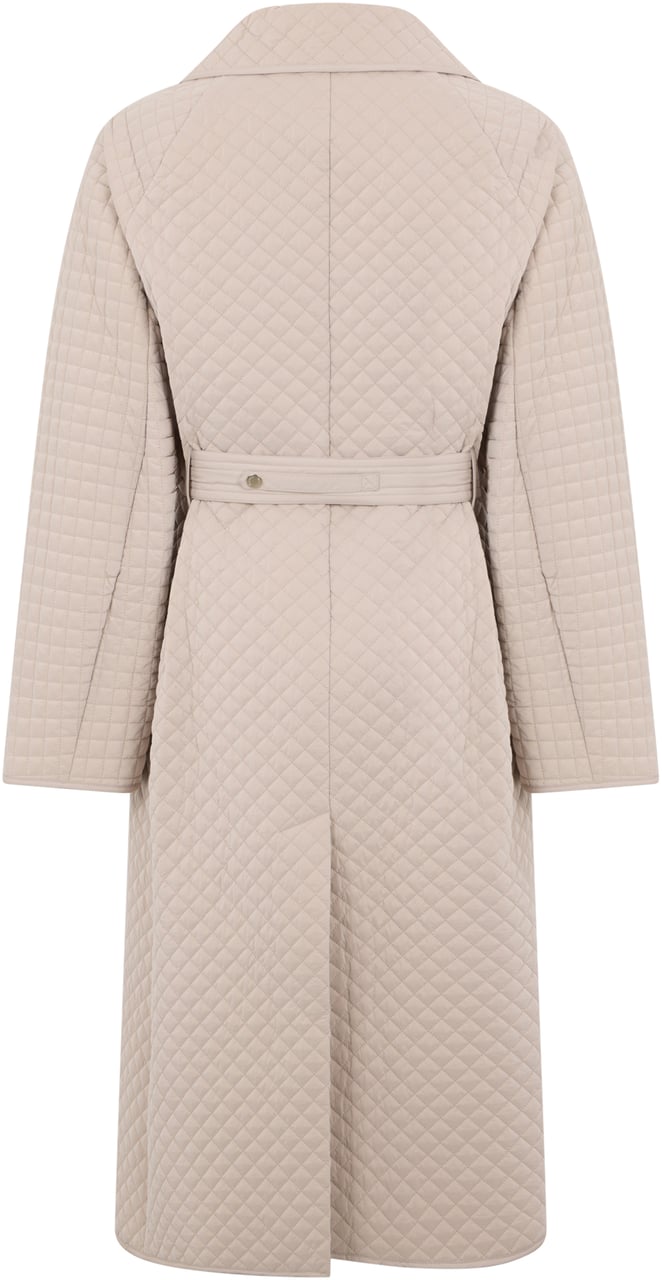 Moorer Beige padded trench with a versatile style. Neutraal