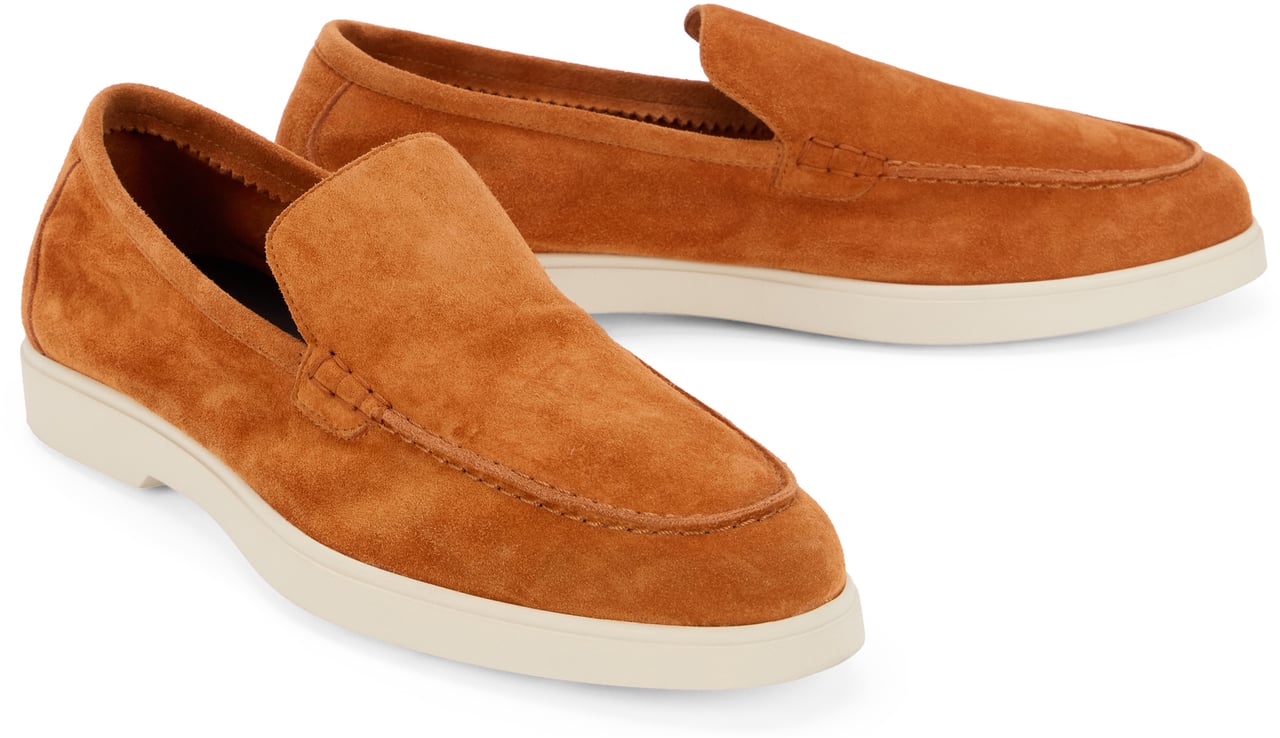 Moorer Slip-on shoes in orange color for a casual and refined style. Bruin