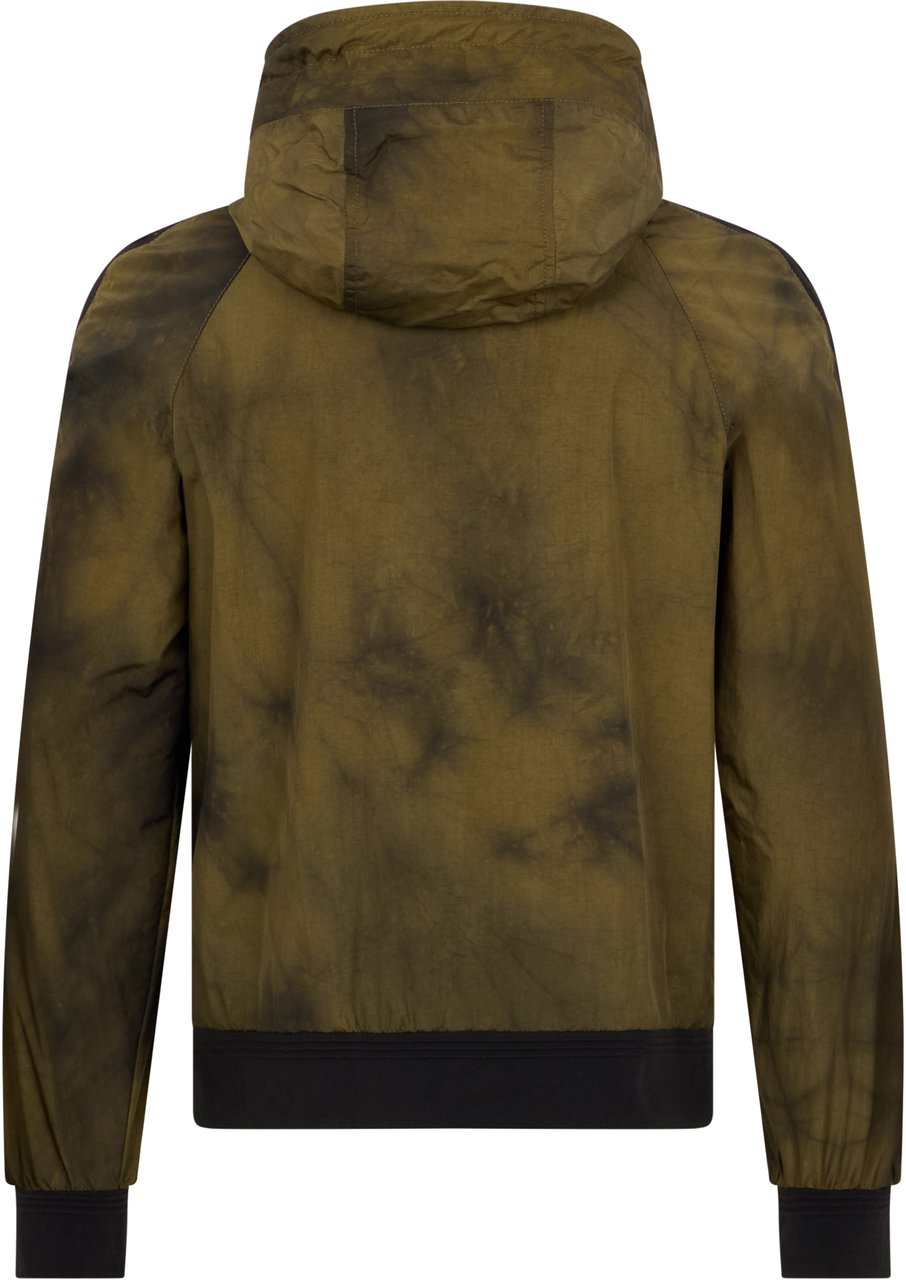 Moorer Green windbreaker with hood in casual and versatile design. Groen