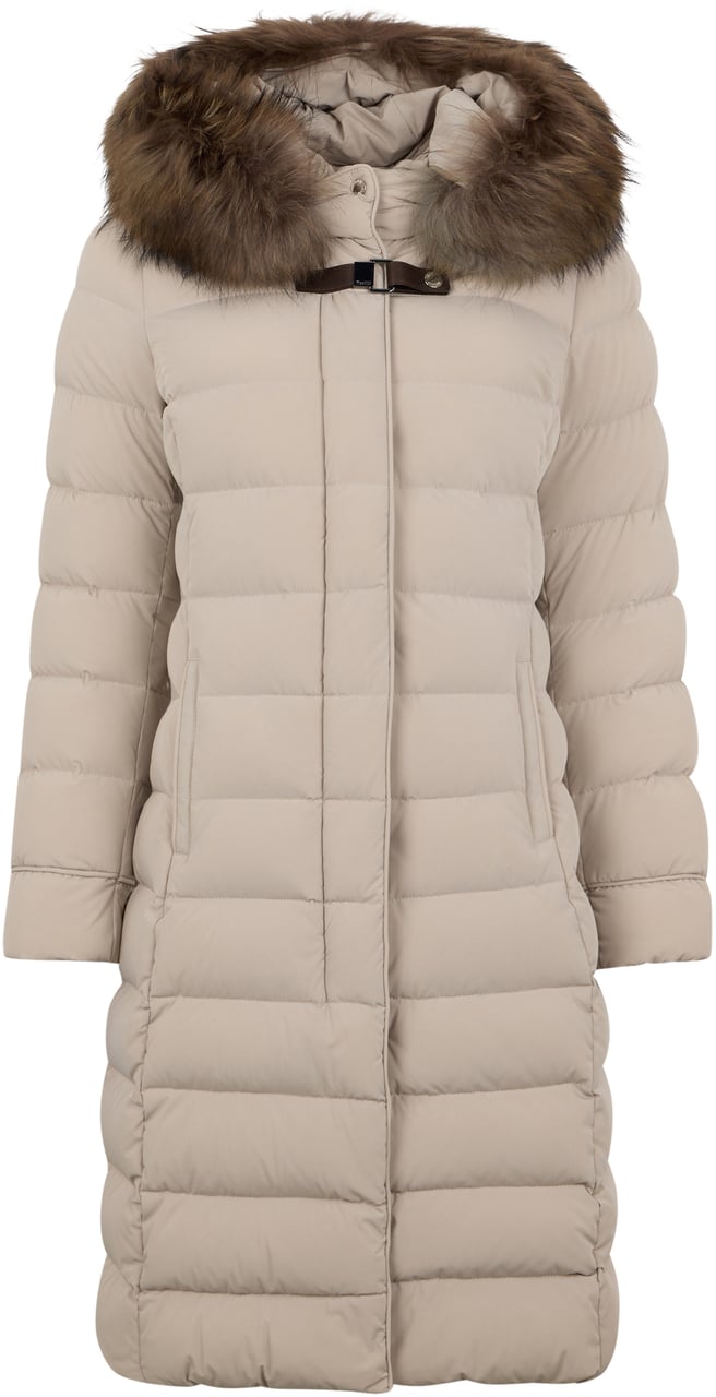 Moorer Long padded coat sand color with hood casual and comfortable design. Neutraal