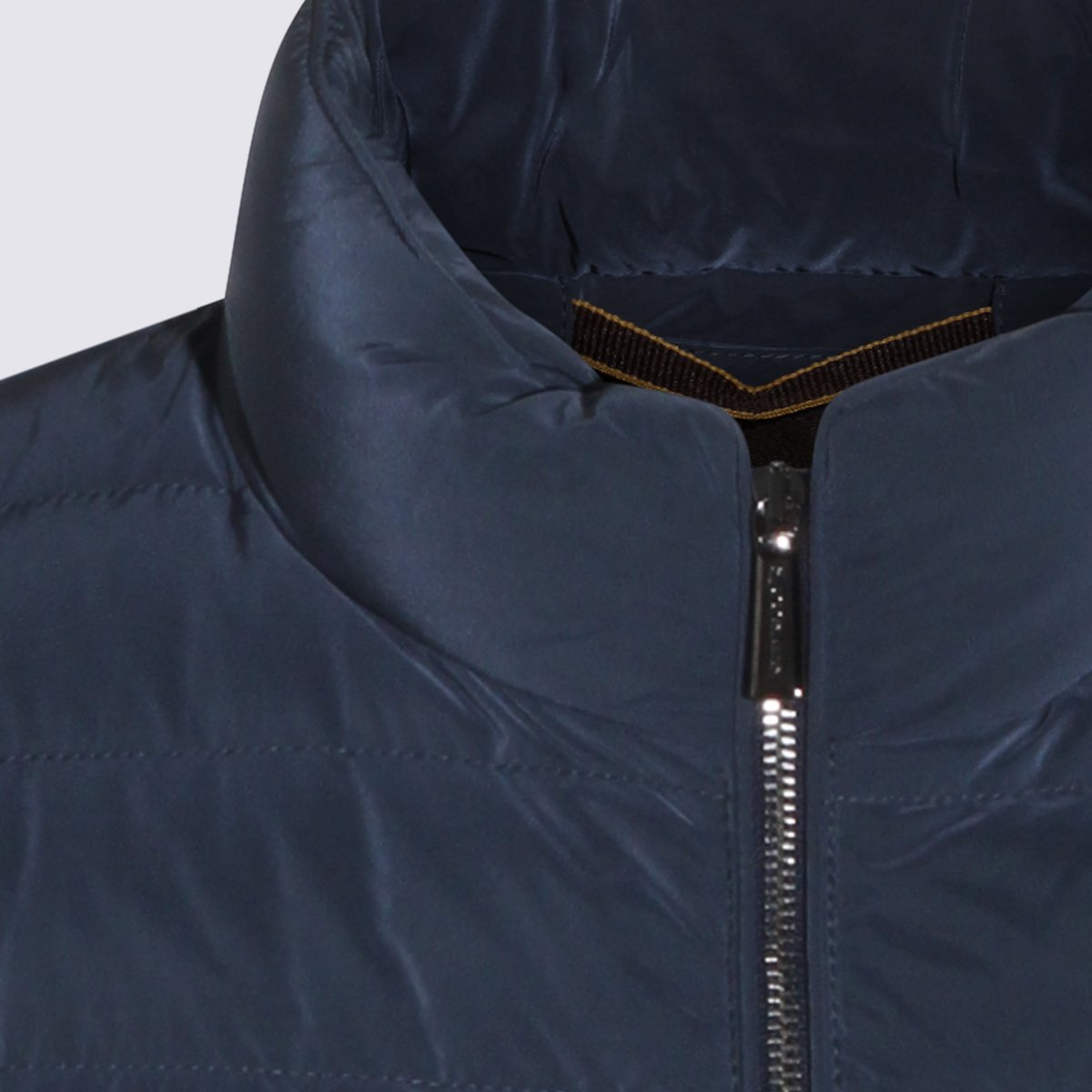 Moorer Structured Denim Coat with Classic Design and Button Closures Blauw