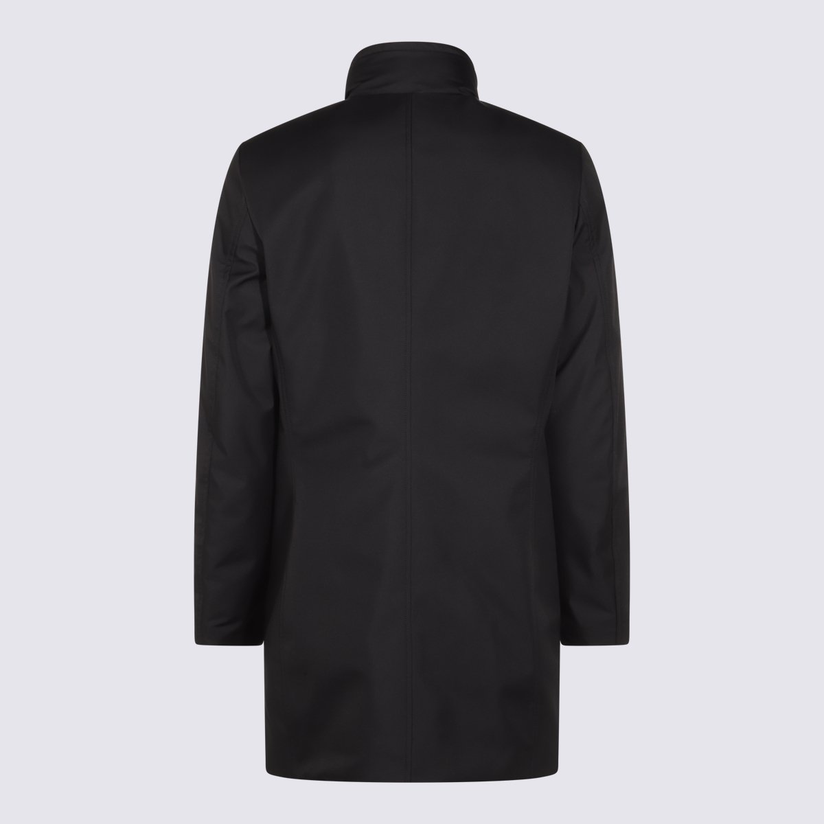 Moorer Tailored Black Minimalist Coat With High Collar And Button Closure Zwart
