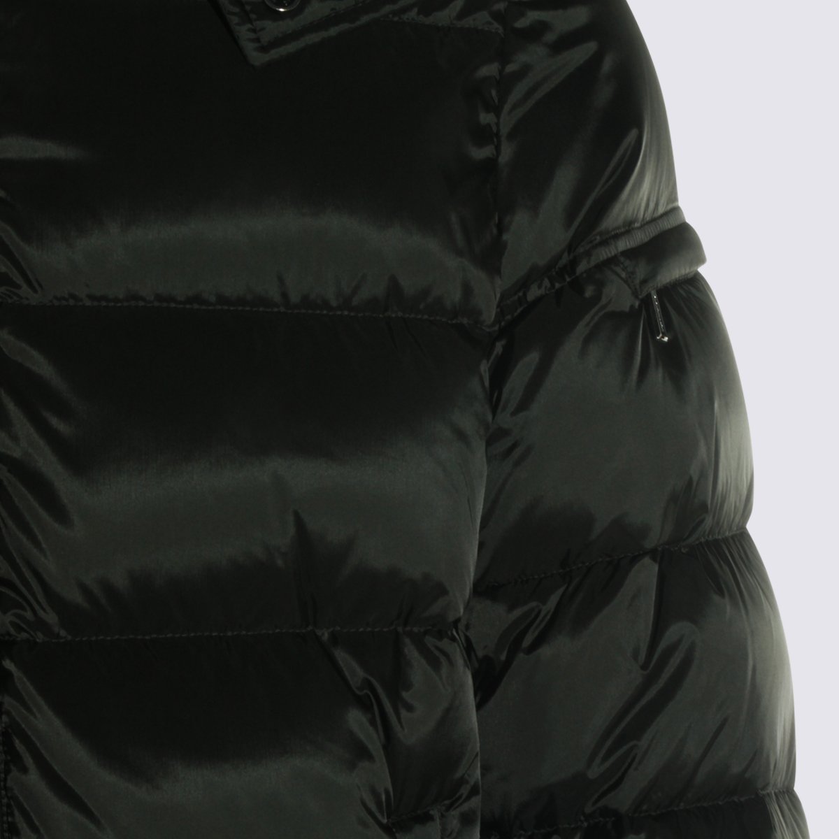 Moorer Quilted Down Jacket With High Collar And Detachable Hood Zwart
