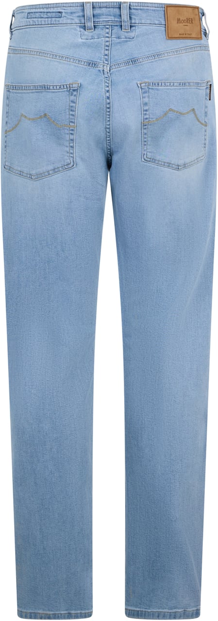 Moorer Light Wash Straight Leg Denim Pants for Every Occasion Blauw
