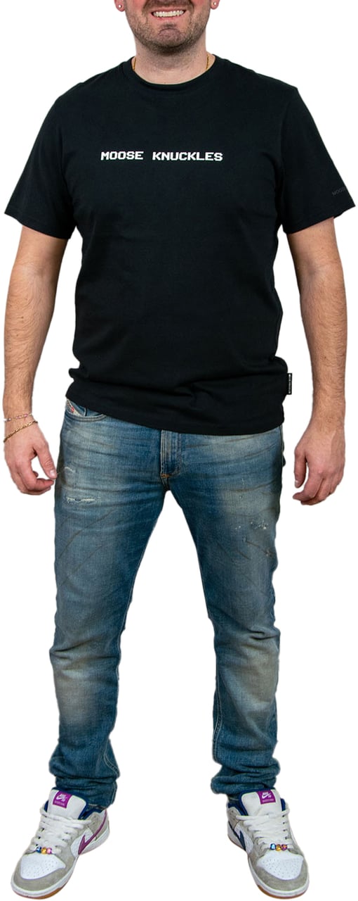 Moose Knuckles Milton Tee Zwart