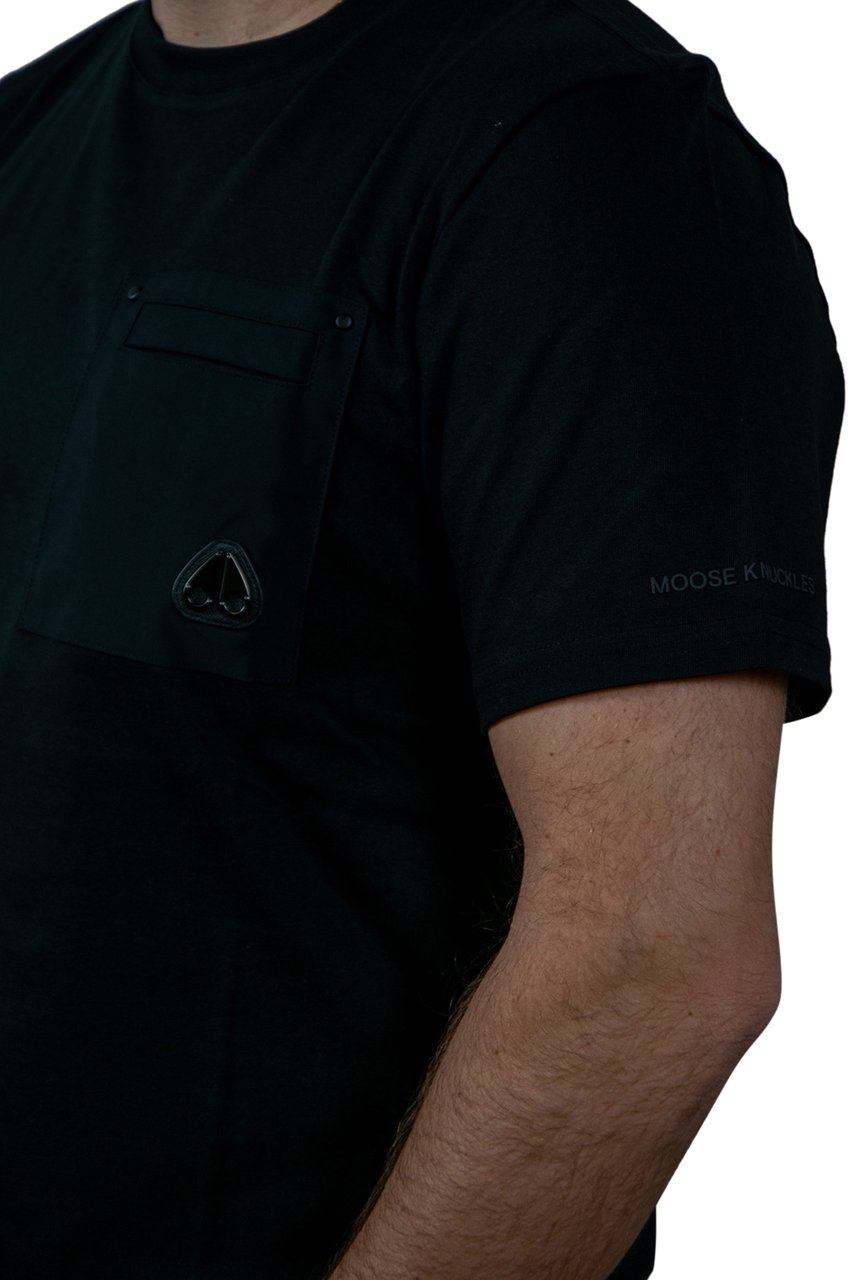 Moose Knuckles Dalon Tee Zwart