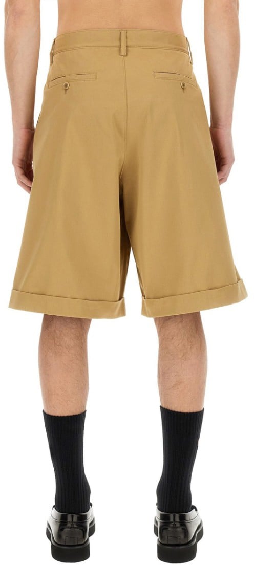 Moschino Bermuda Cargo Shorts With Unique Splatter Print Design Neutraal