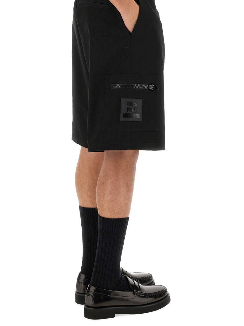 Moschino Knee-Length Black Bermuda Shorts Zwart