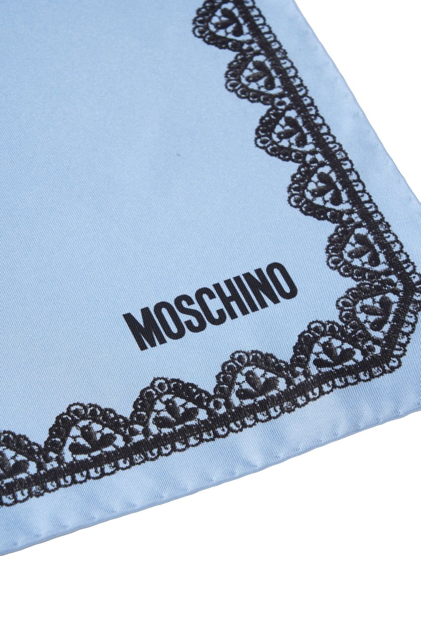 Moschino Silk scarf with lace pattern Blauw