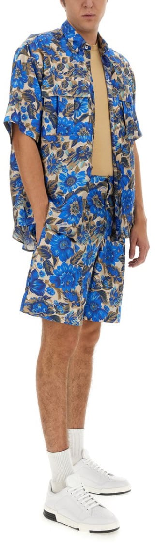 Moschino All Over Blue Flower Shorts Divers