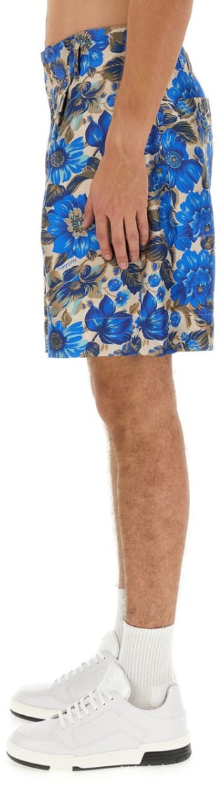 Moschino All Over Blue Flower Shorts Divers