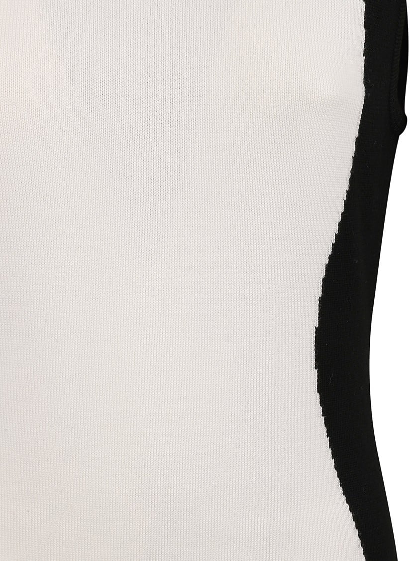 Moschino Form-Fitting White Dress Wit