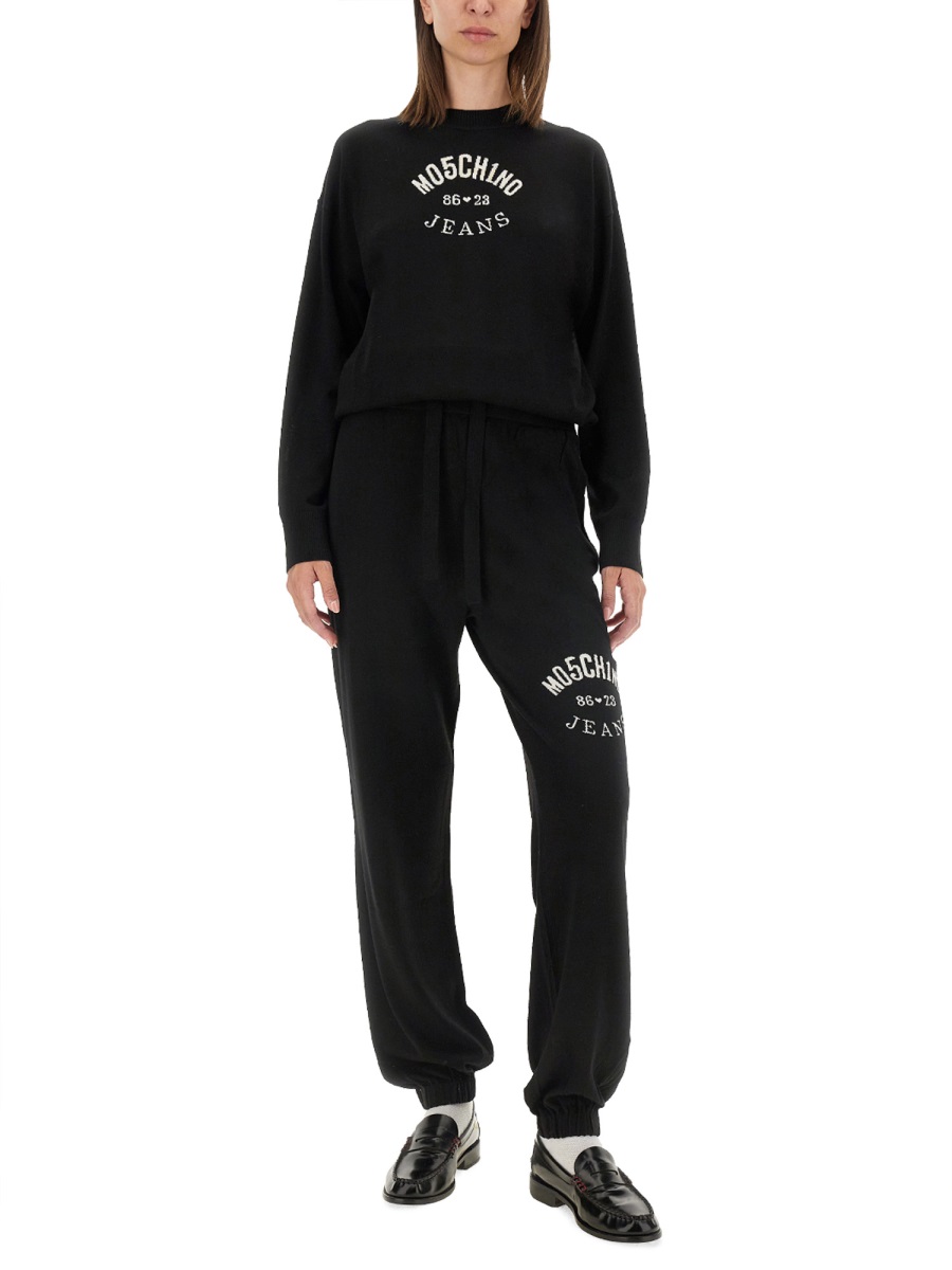 Moschino Relaxed Fit Jersey With Bold Logo Print Zwart