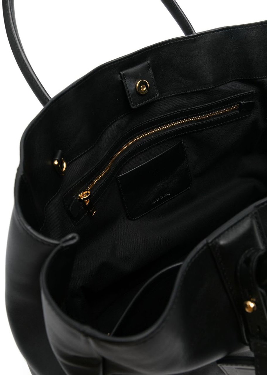 Moschino Black Bag with Gold Zipper Detail Zwart