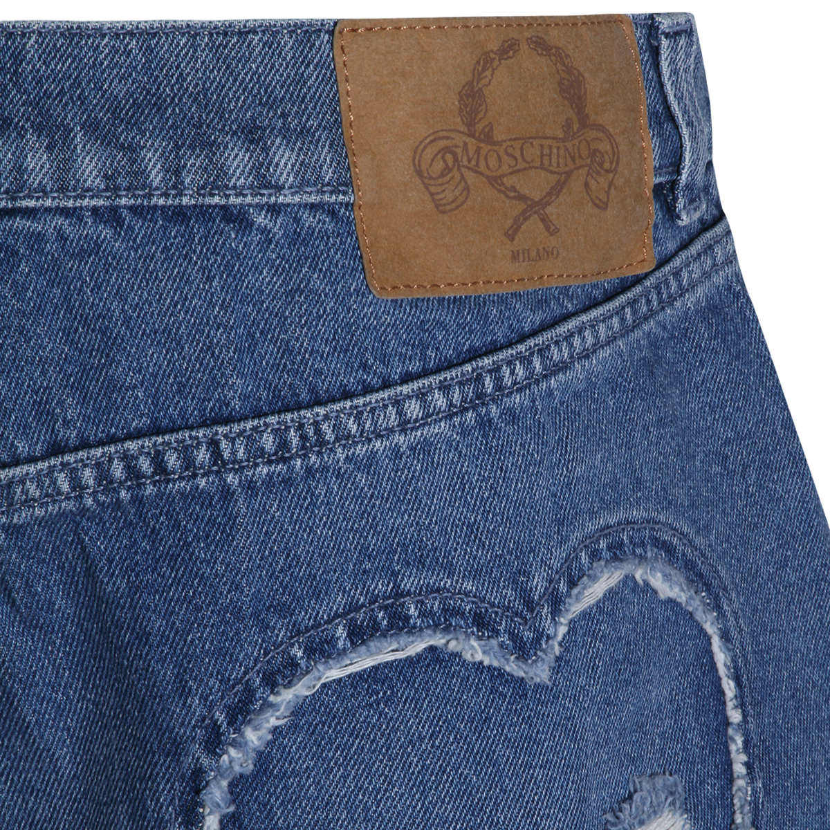 Moschino Denim Shorts with Frayed Heart-Shaped Patches Blauw