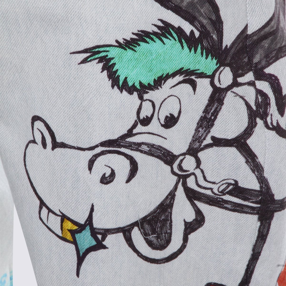 Moschino White Jeans with Graffiti-Inspired Artwork Wit