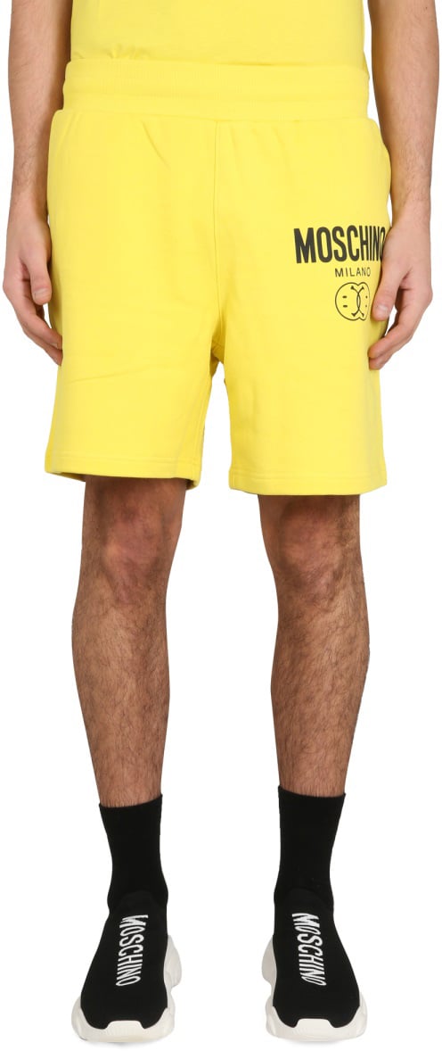 Moschino BERMUDA WITH LOGO Geel