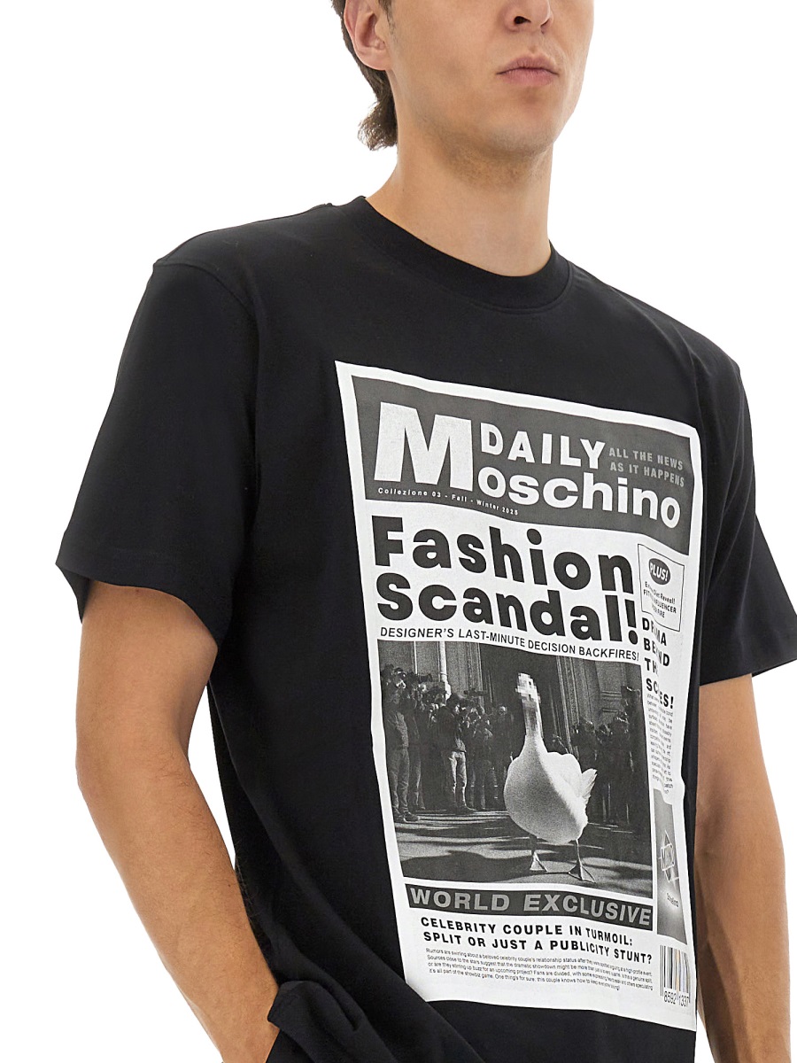 Moschino T-SHIRT WITH PRINT Zwart
