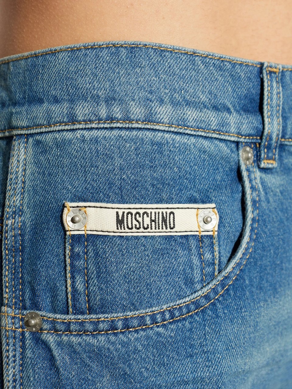 Moschino Mid-Blue Resin Treated Relaxed Fit Denim Jeans Blauw