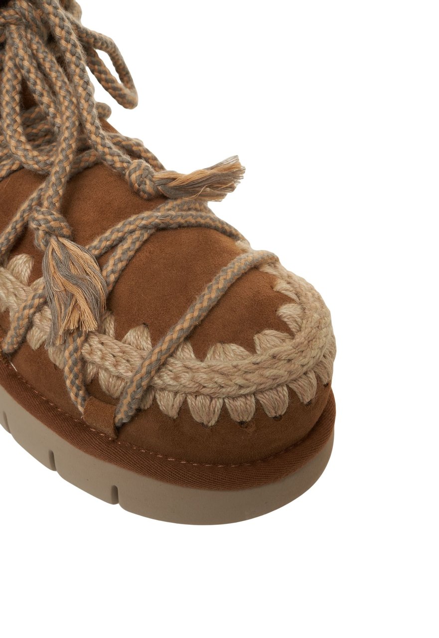 MOU Boots 'Scubedoo' Bruin