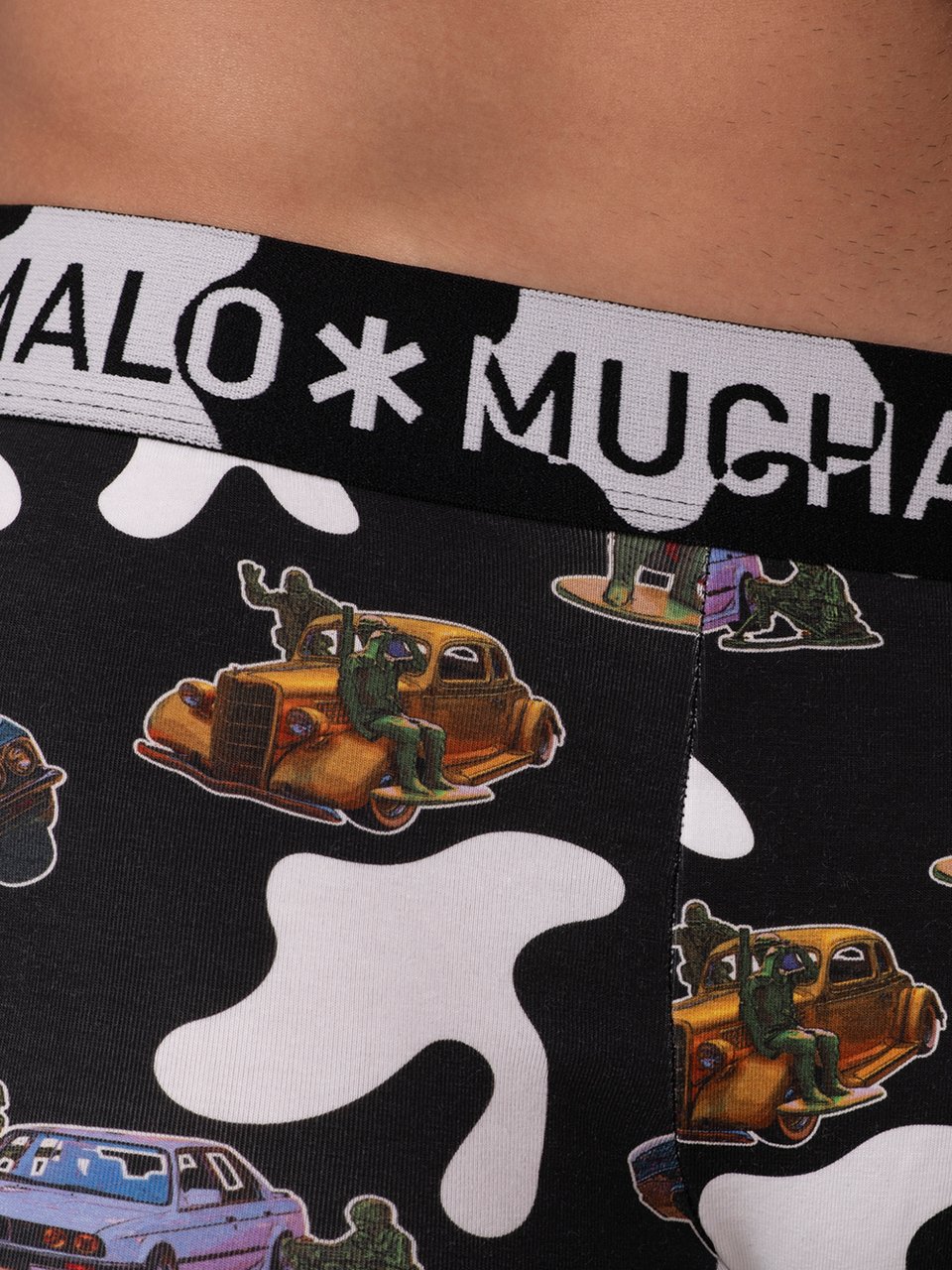 Muchachomalo Muchachomalo Divers