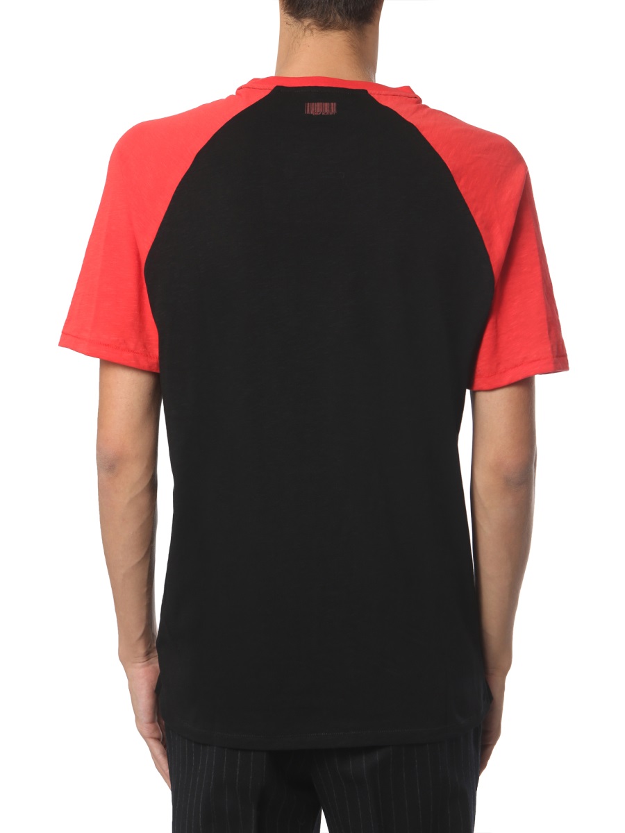 Neil Barrett Contrasting Raglan Fit Round Neck T-Shirt Zwart