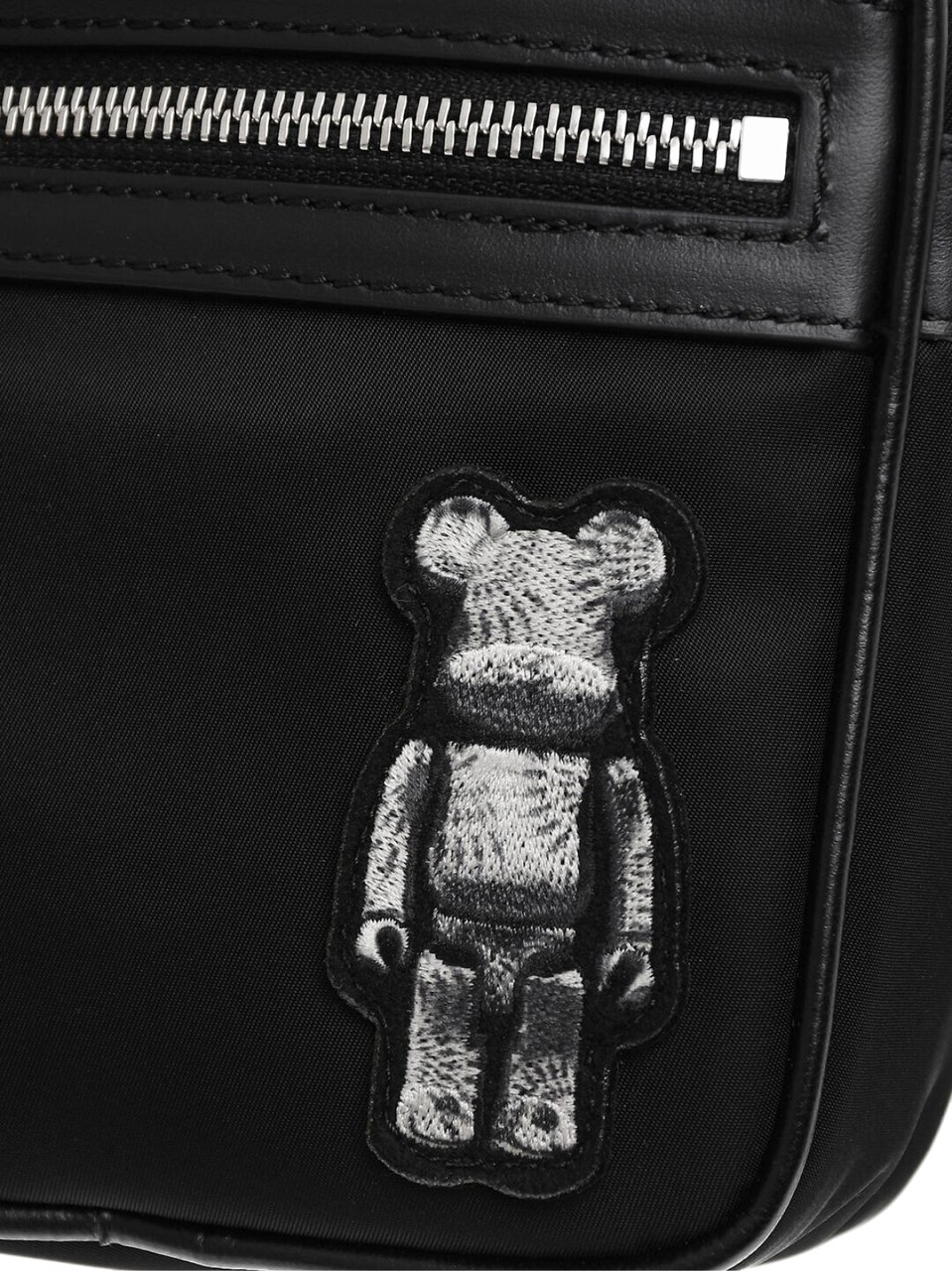 Neil Barrett Bearbrick Logo Nylon Twill Crossboby Bag Zwart