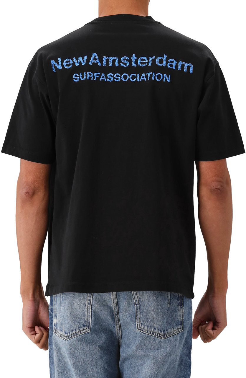 New Amsterdam Surf Association New Amsterdam T-Shirt Zwart Logo Tee Black Acid Blue Zwart