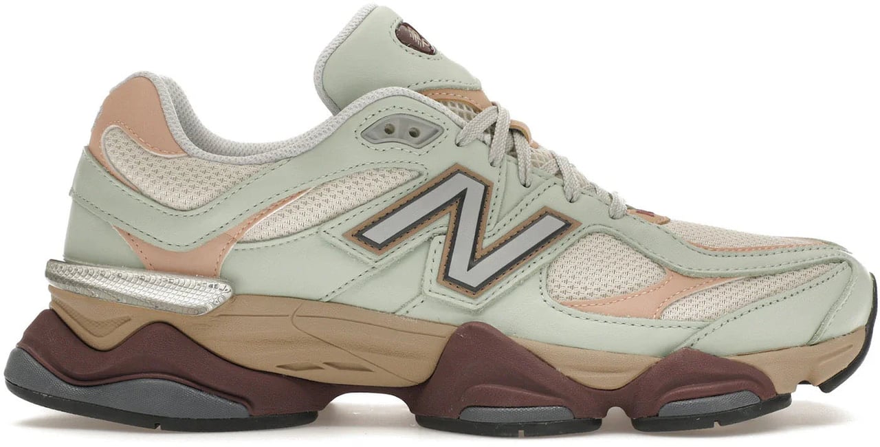 New Balance New Balance 9060 Clay Ash Bruin