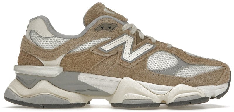 New Balance 9060 coloris bois flottant/rose roche/sel de mer Bruin