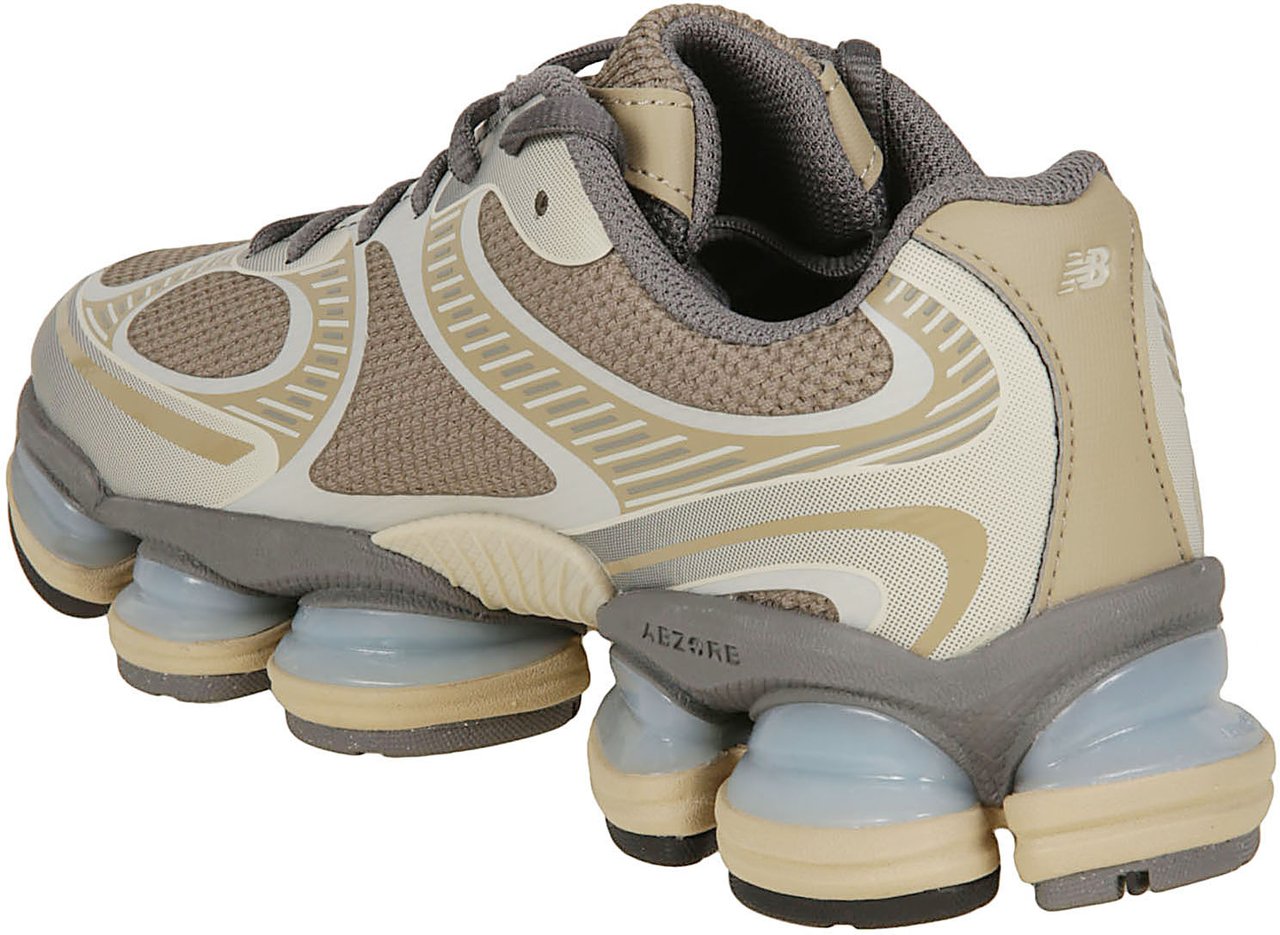New Balance 2000 Sneakers Brown Bruin