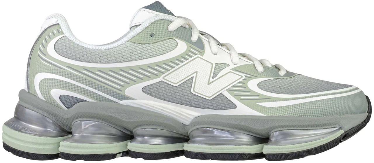 New Balance Sneakers Silver Moss - Bayberry - Sea S Lichtgrijs