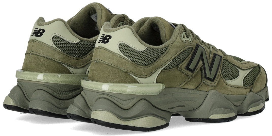 New Balance NEW BALANCE 9060 DARK OLIVE SNEAKER Groen