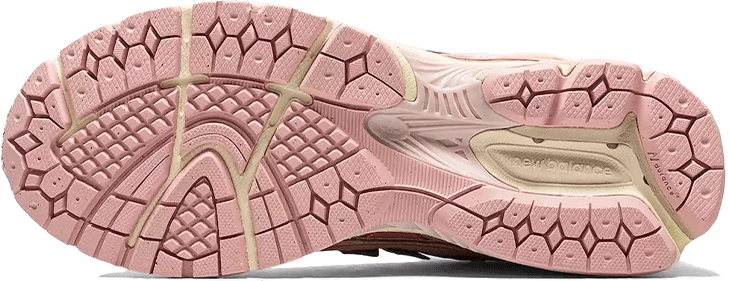 New Balance New Balance 1906U Lunar New Year Pink Roze